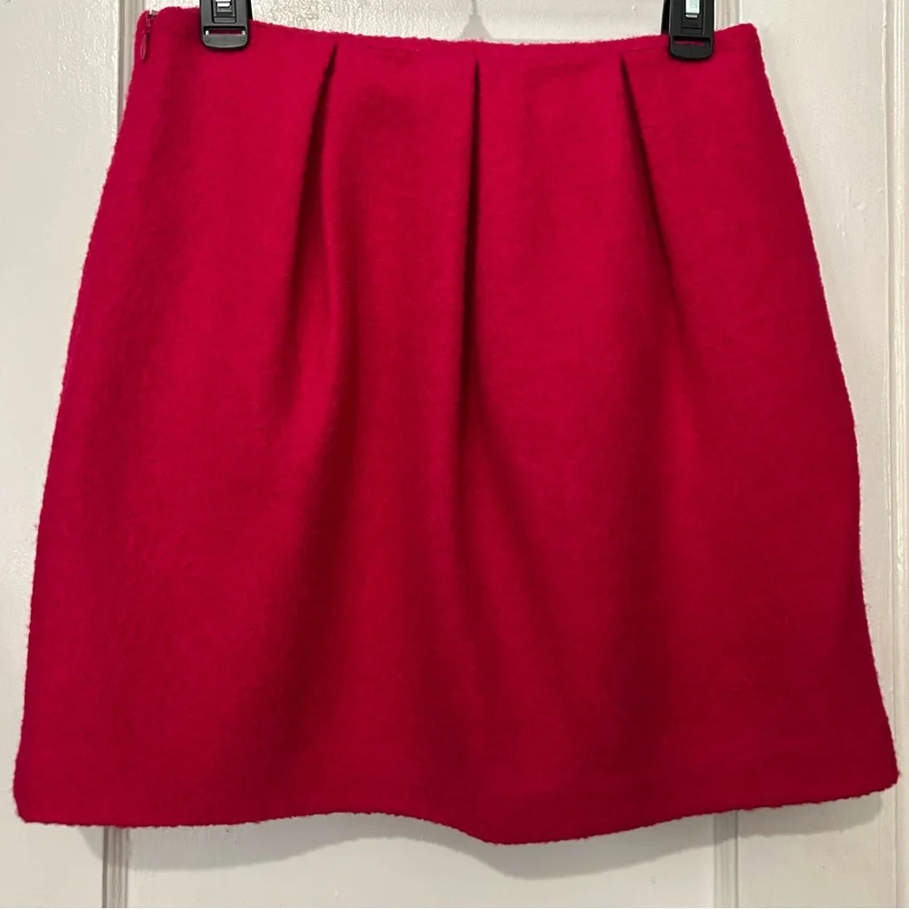 Like New Women’s Joe Fresh skirt wool fully lined hot pink Sz 2